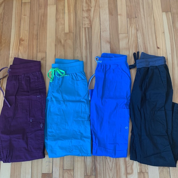 Scrub Bundle size xs/small - Picture 2 of 2